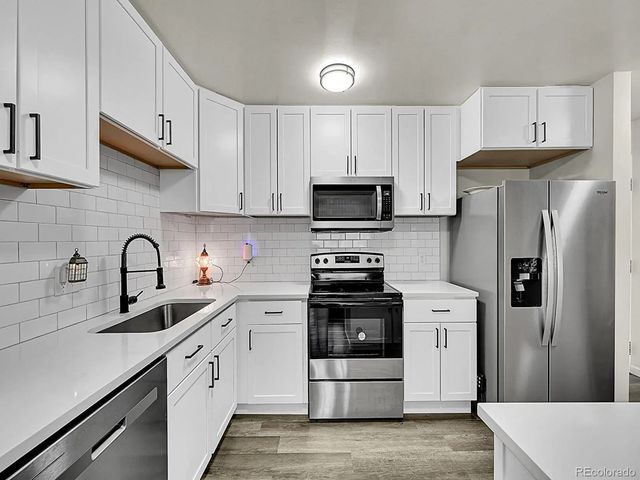 645 S Alton Way 4c, Denver