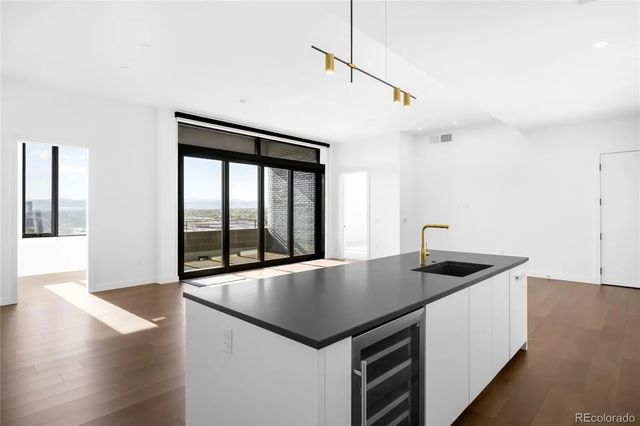 3520 Chestnut Place Ph-1207, Denver