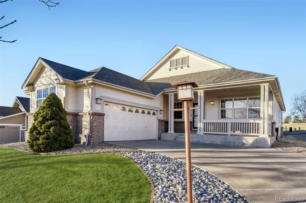 7769 S Algonquian Way, Aurora