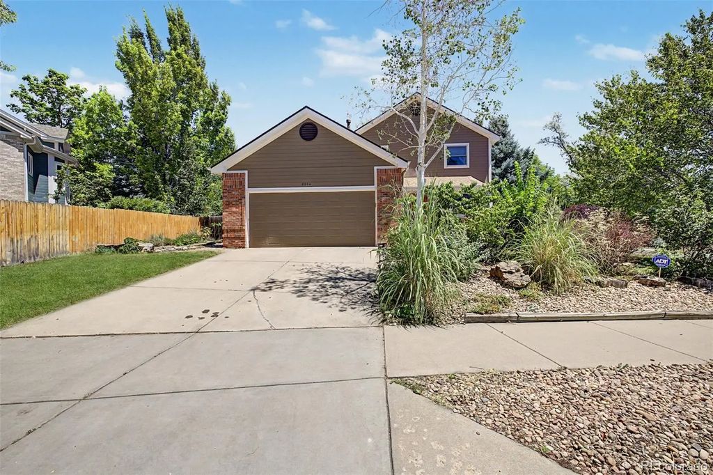6004 Zang Way, Arvada