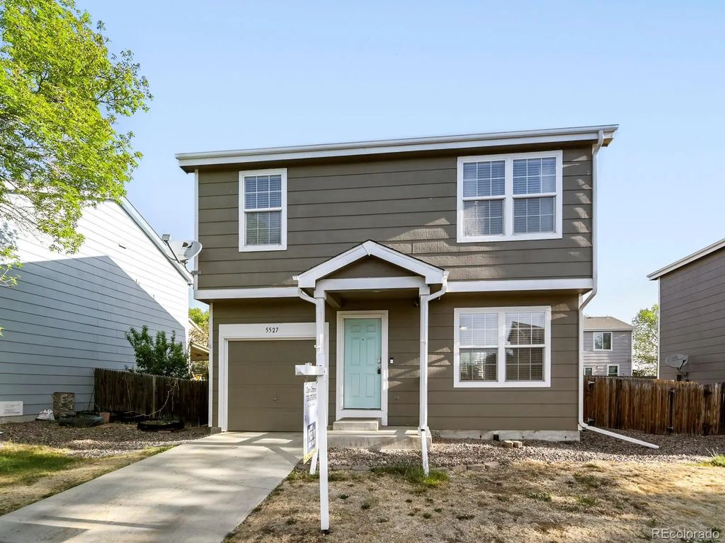 5527 E 100th Way, Thornton
