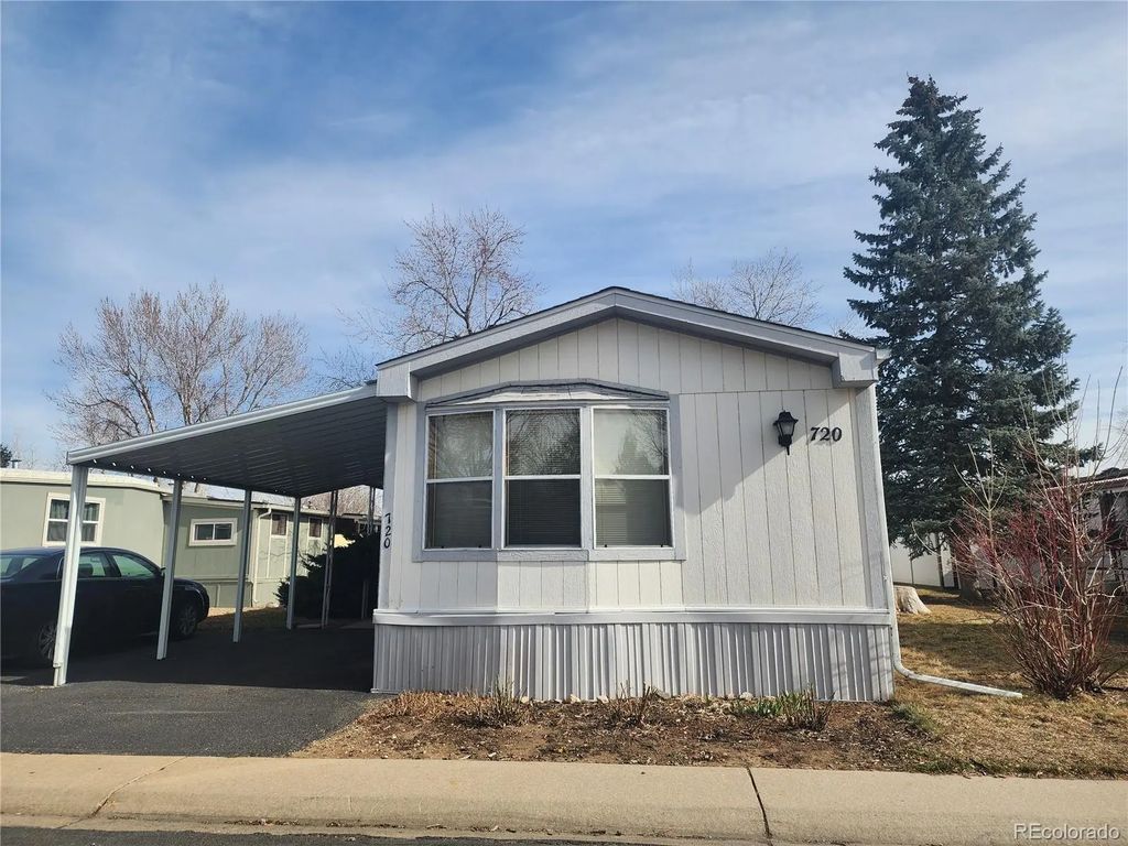 720 Flamingo Drive, Lafayette