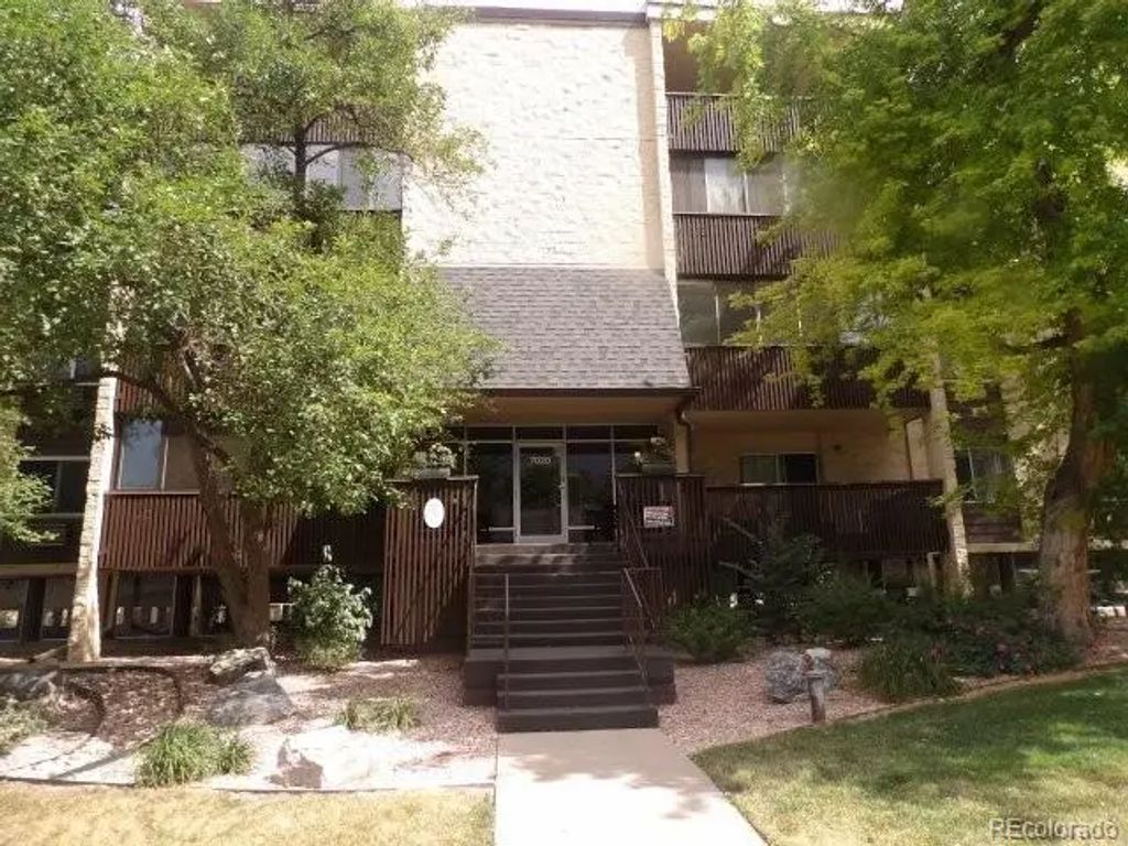 7020 E Girard Avenue 303, Denver