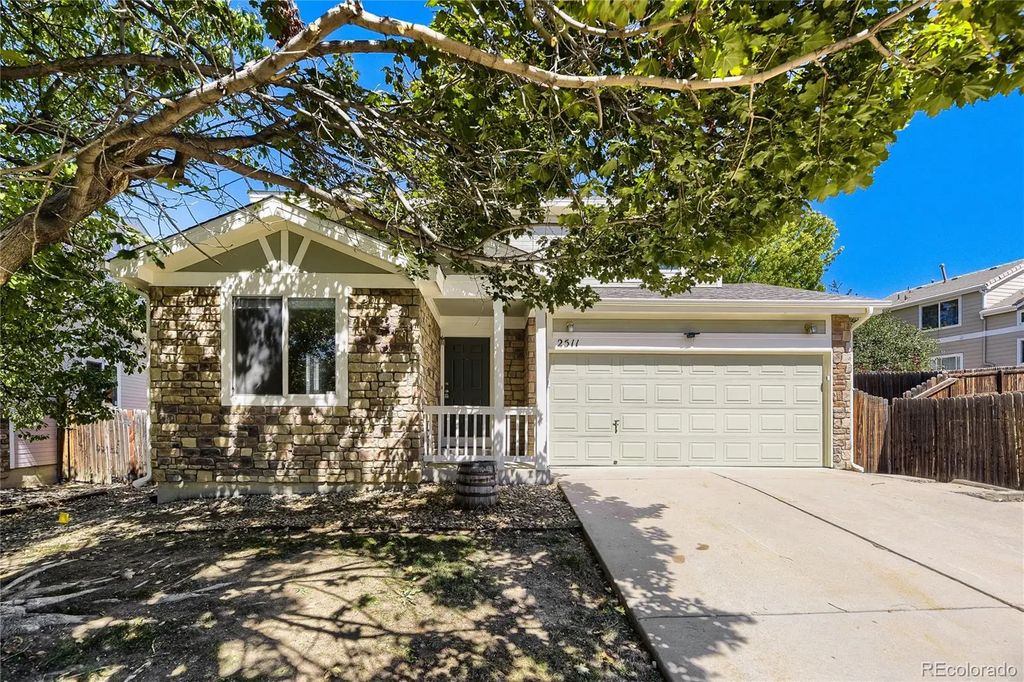 2511 S Genoa Street, Aurora