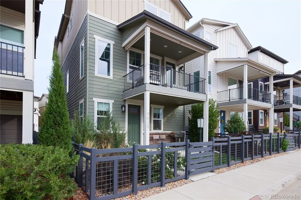 9025 Southurst Street, Highlands Ranch