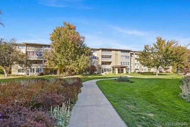 650 S Alton Way 3b, Denver