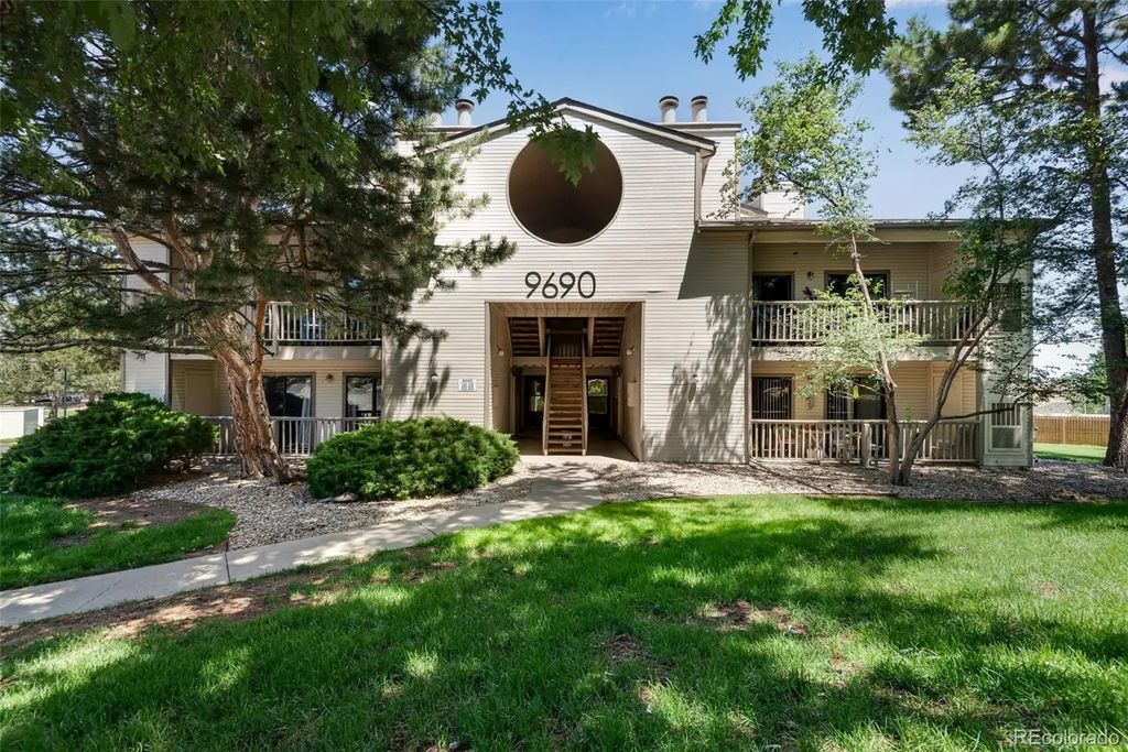 9690 Brentwood Way 303, Broomfield