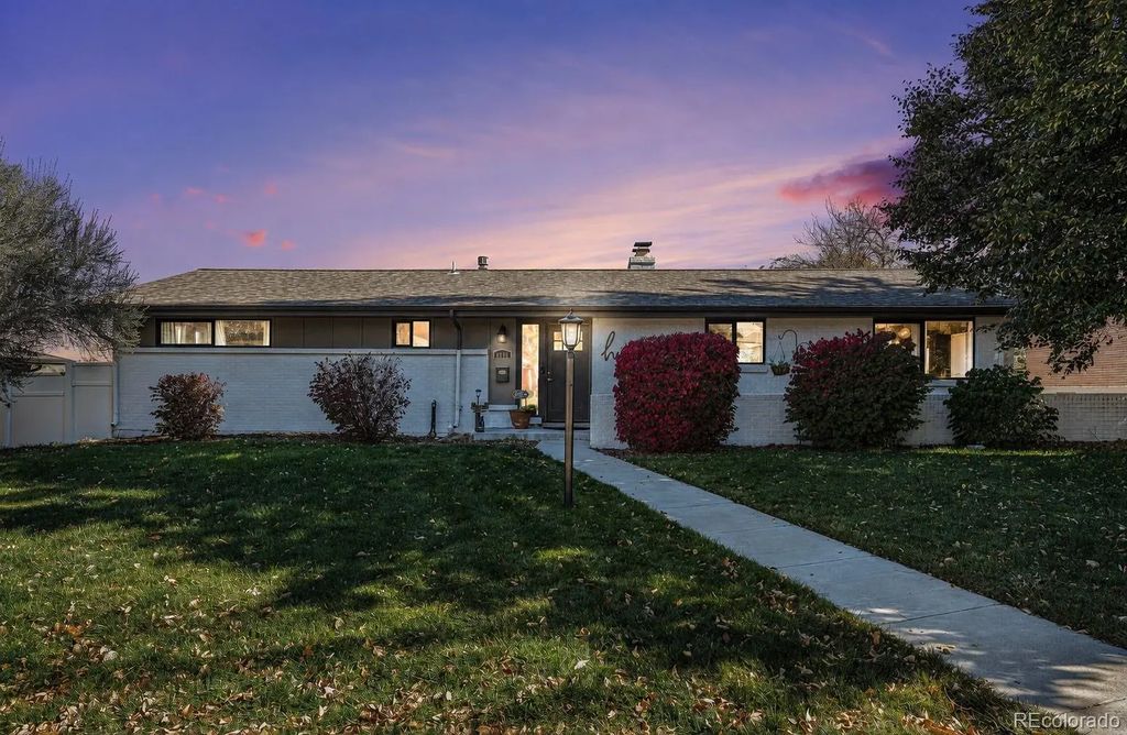 6110 S Southwood Drive, Centennial