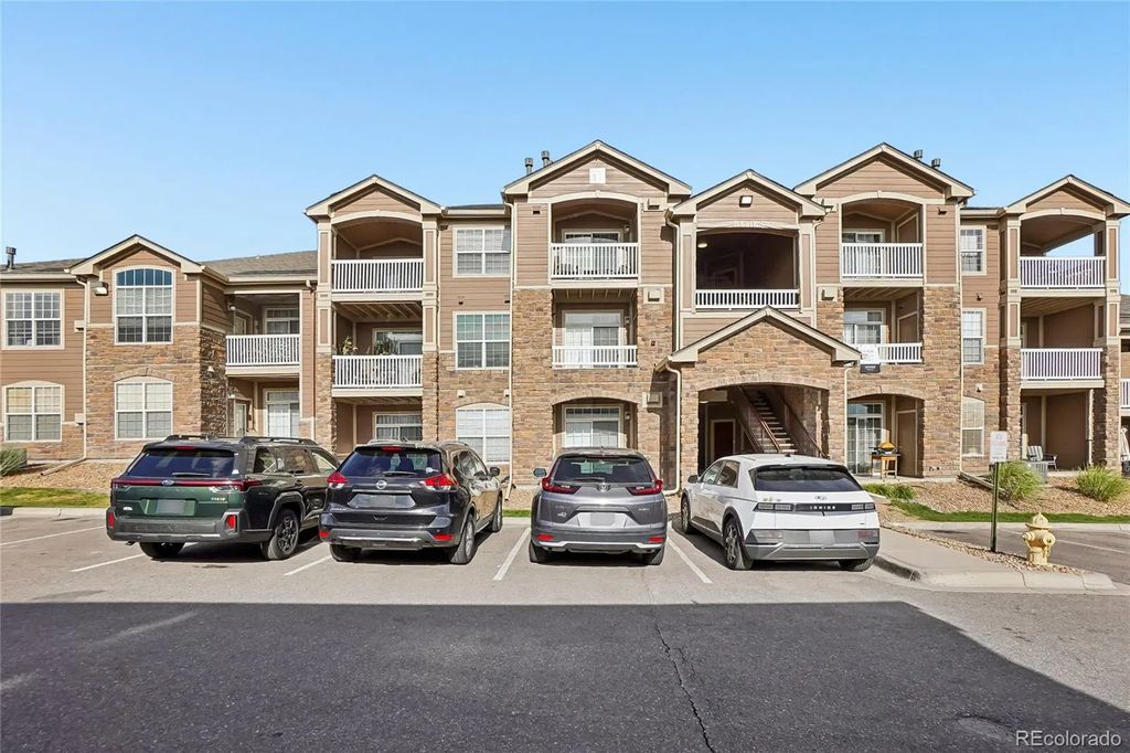 7440 S Blackhawk Street 11-203, Englewood