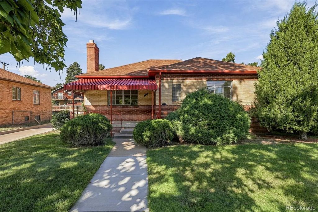 2377 Krameria Street, Denver