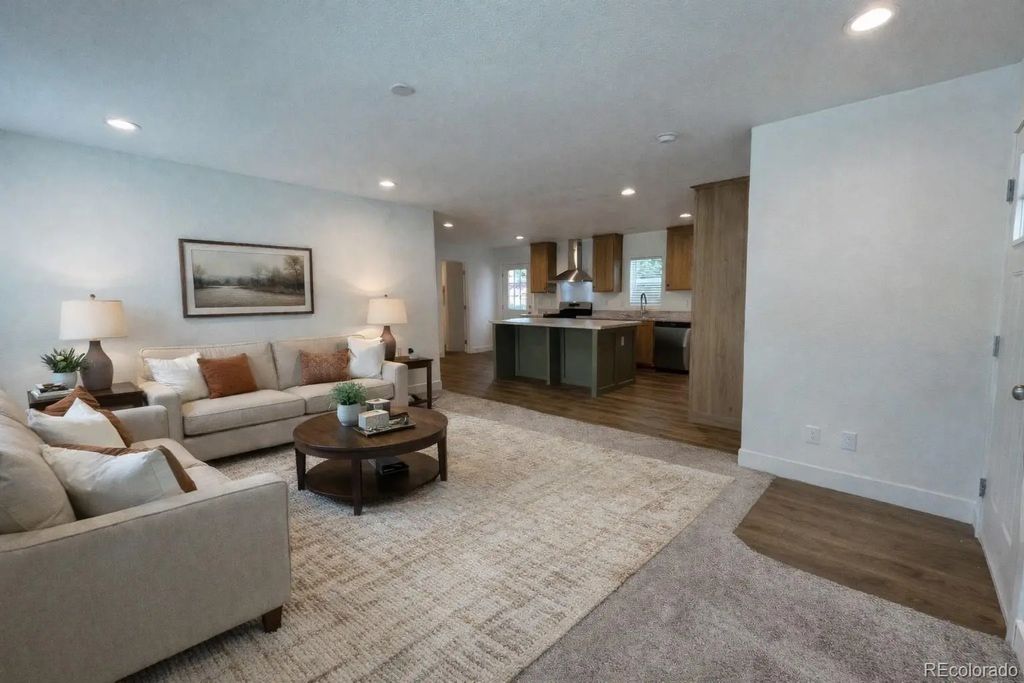 3650 S Federal Boulevard, Englewood