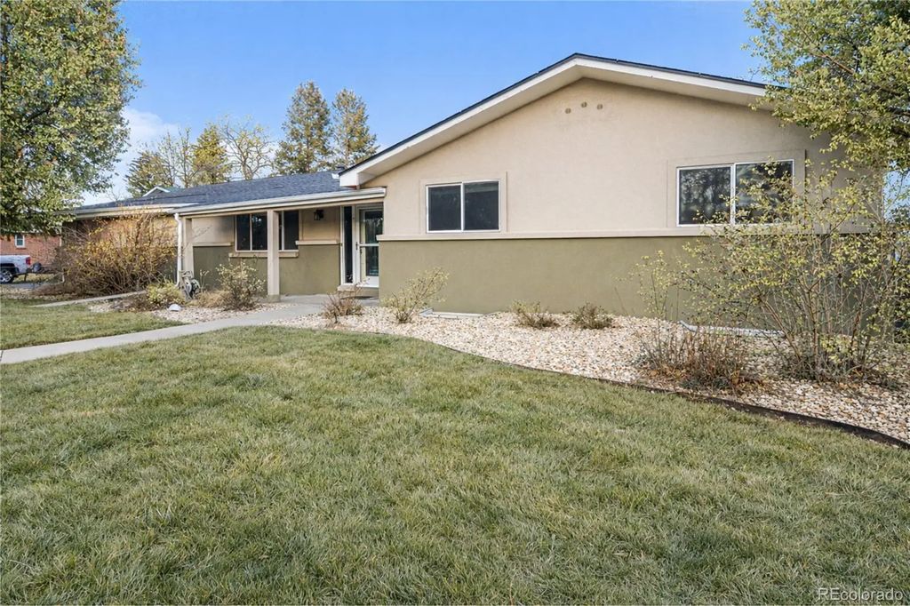 5134 S Perry Street, Littleton
