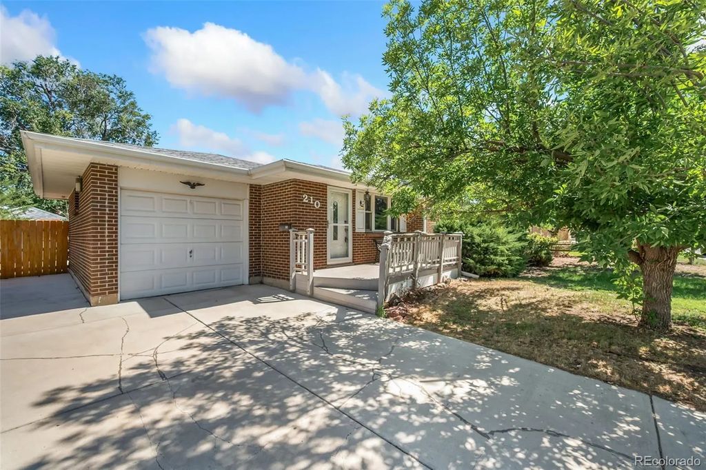 210 Aspen Drive, Brighton