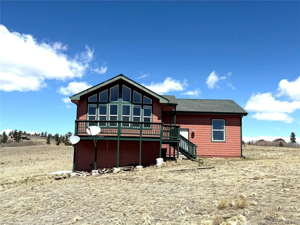2327 Warrior Circle, Como