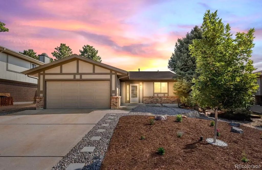 2444 S Cole Way, Lakewood