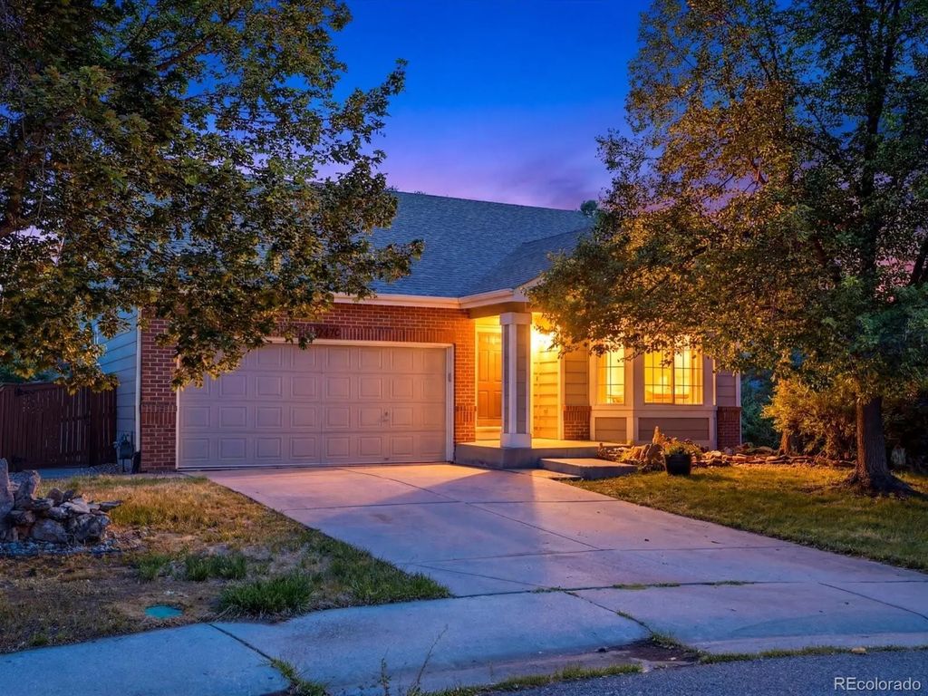 9470 Morning Glory Lane, Littleton