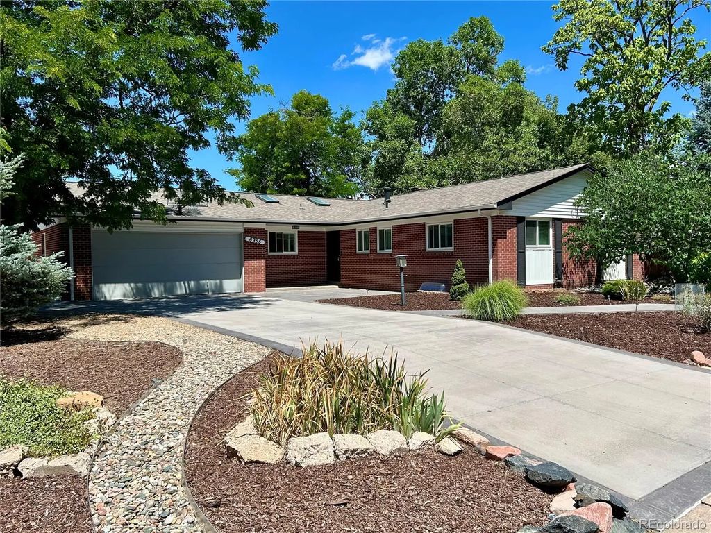 6955 S Cook Way, Centennial