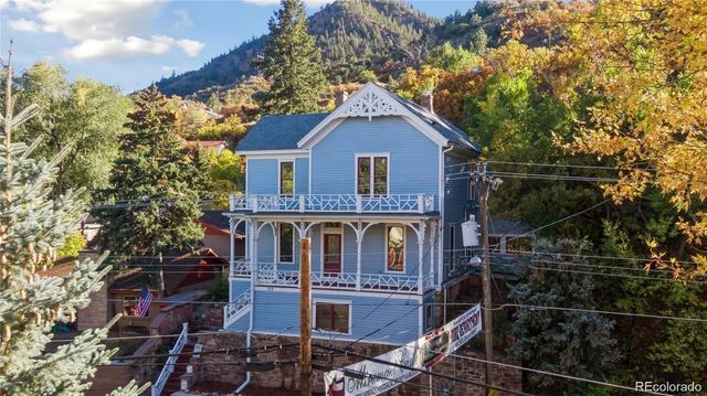 151 Ruxton Avenue, Manitou Springs