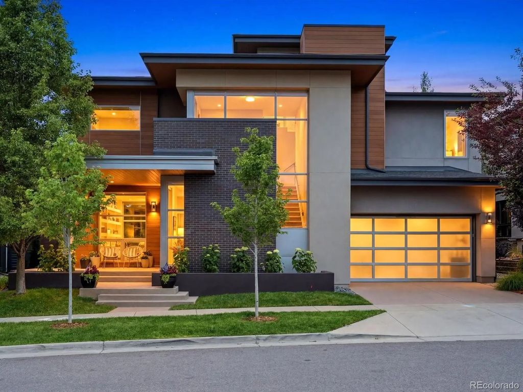 61 N Magnolia Way, Denver