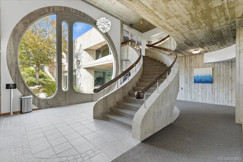4 Inverness Court E C, Englewood
