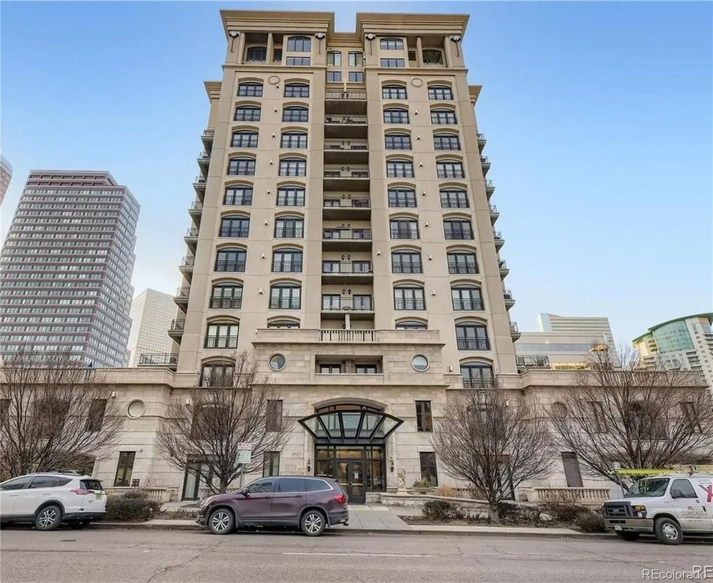 1827 N Grant Street 403, Denver