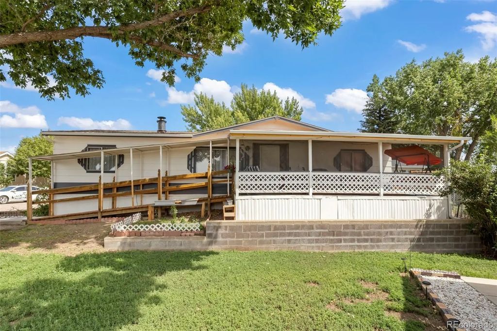 3405 Sinton Road, Colorado Springs