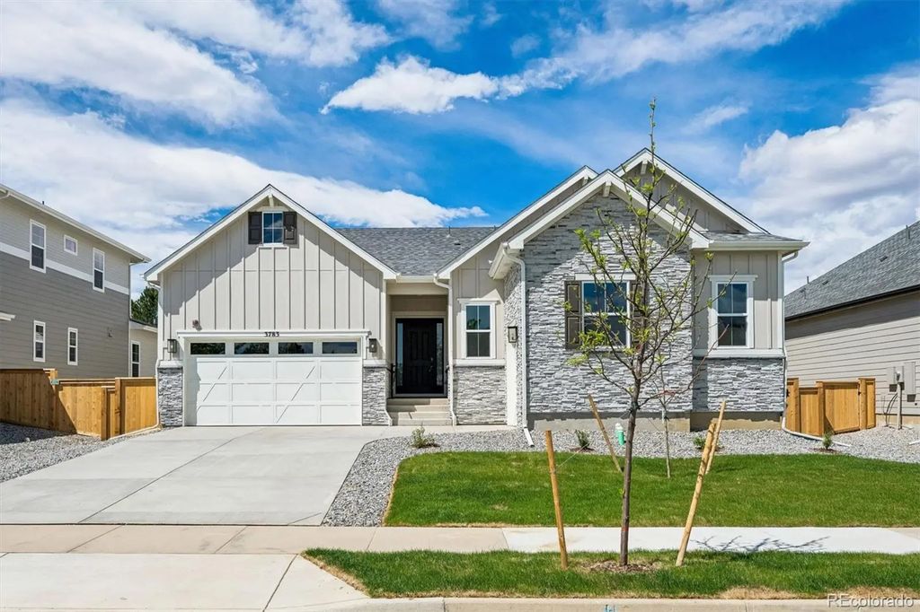 3783 Emerald Shore Circle, Loveland