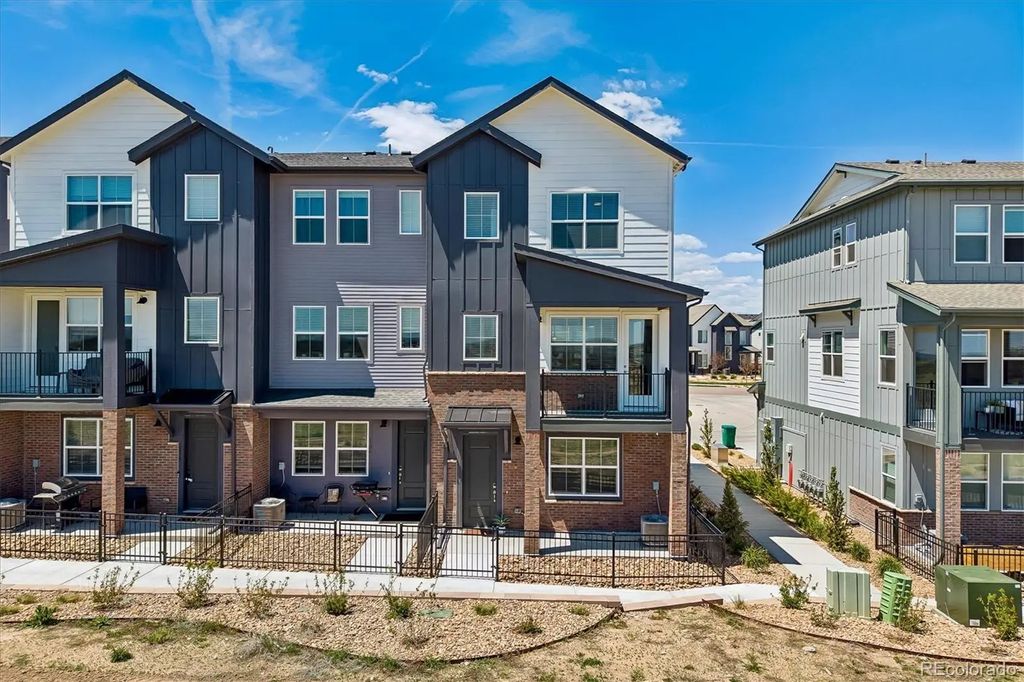 6910 Merseyside Lane, Castle Pines