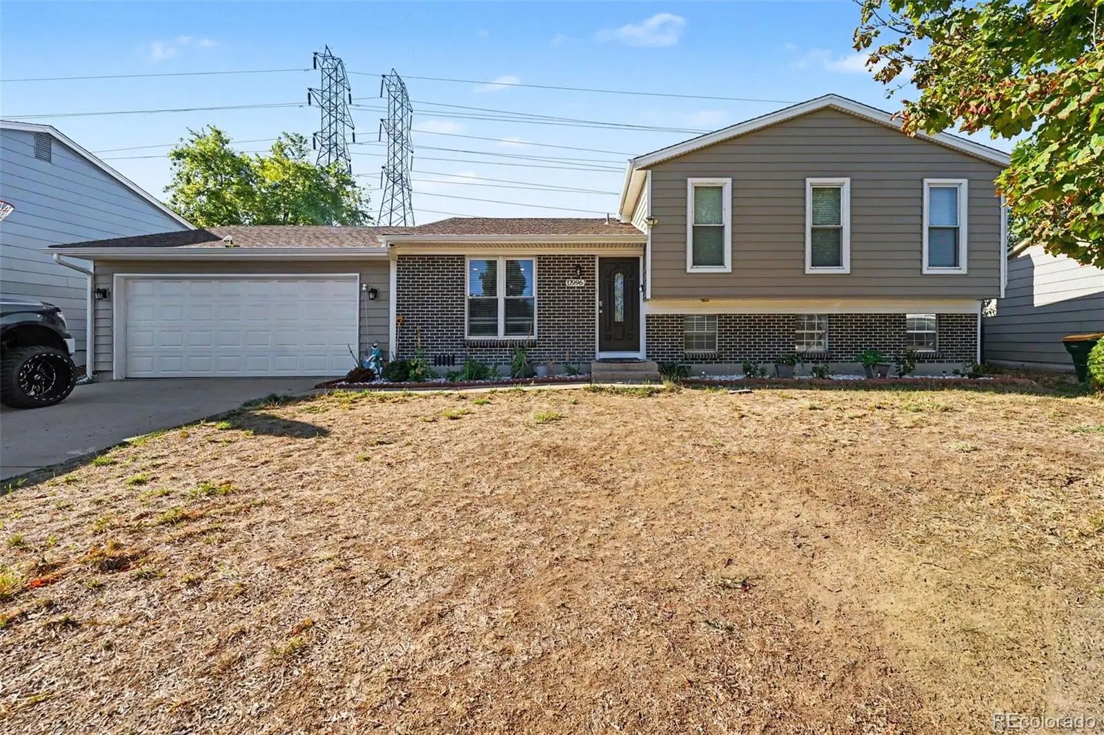 Residential Real Estate for Sale located in the neighborhood of Aurora Highlands, in the city of Aurora, CO