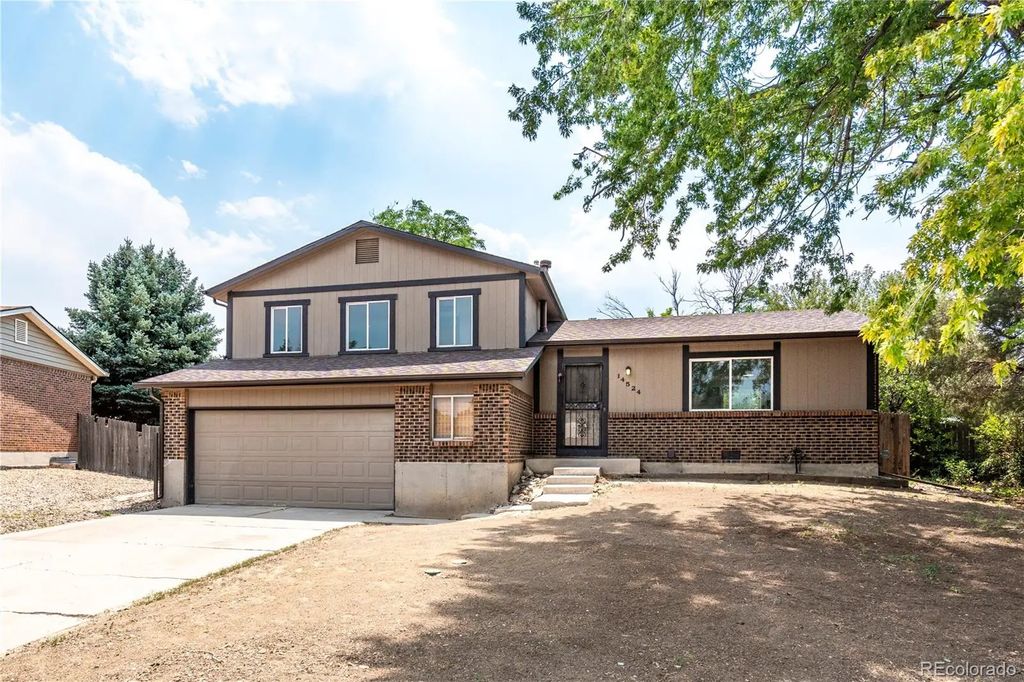 14524 E Hawaii Place, Aurora