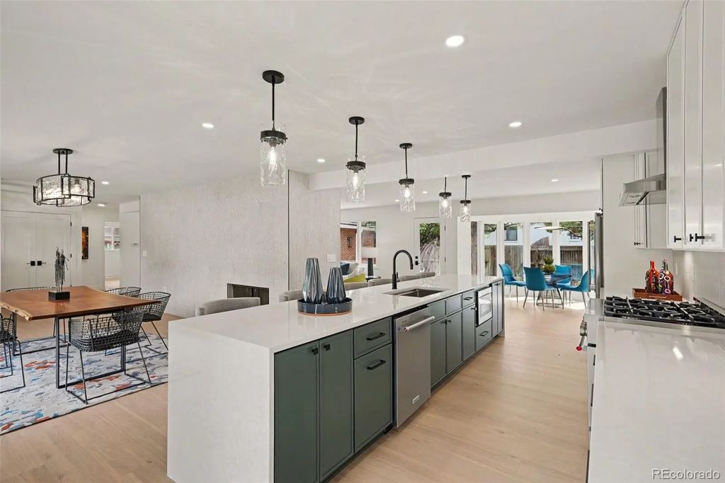 6700 E Mansfield Avenue, Denver