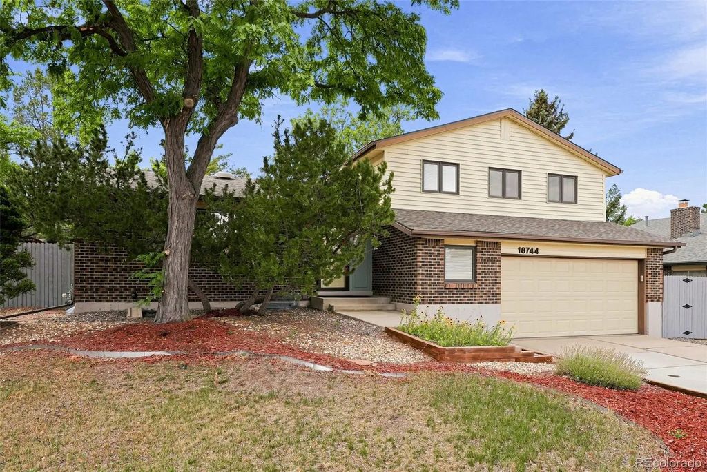 18744 E Brown Place, Aurora