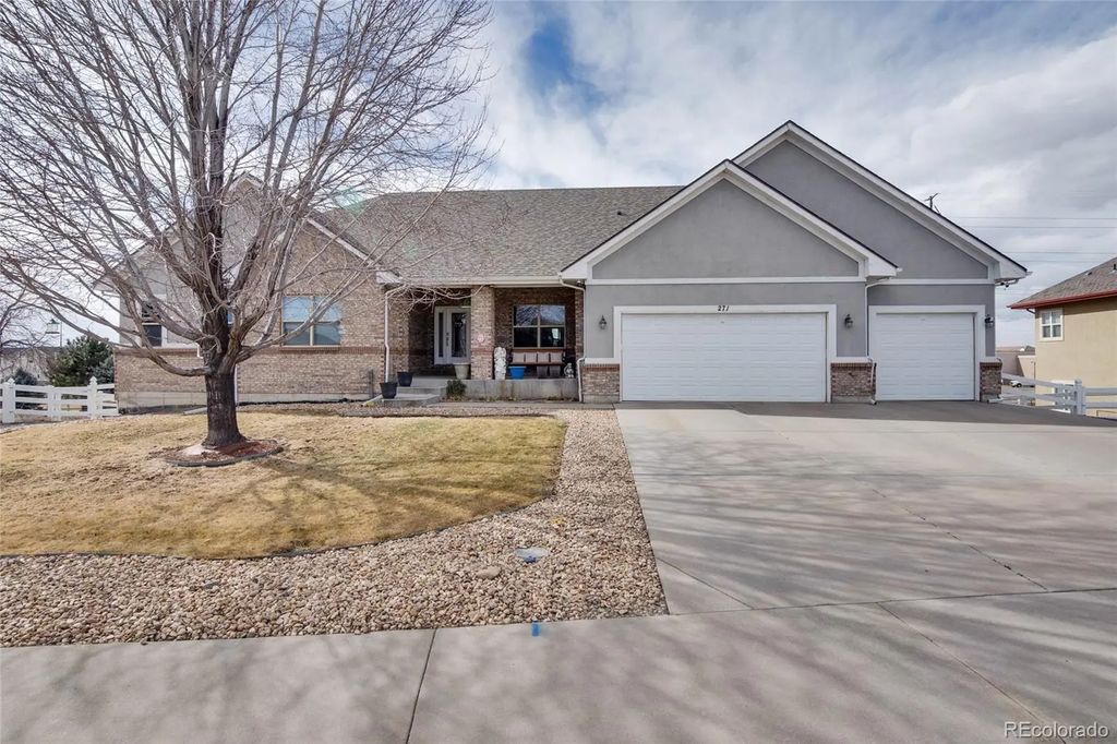 271 Corvette Circle, Fort Lupton