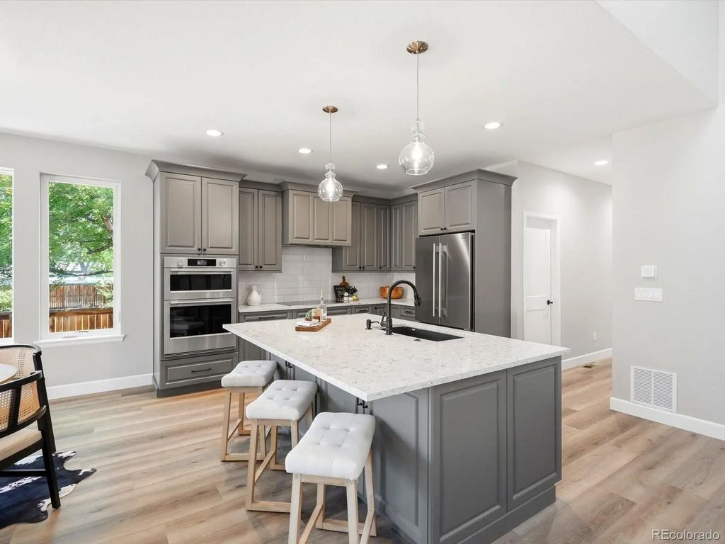 6181 S Spotswood Street, Littleton