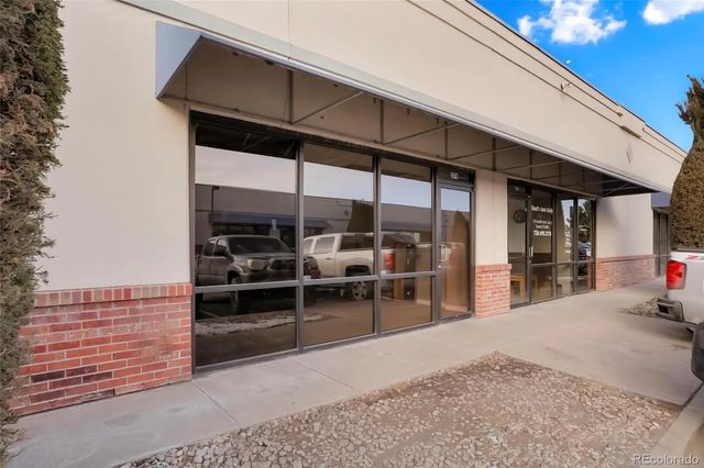 374 Norfolk Street, Aurora