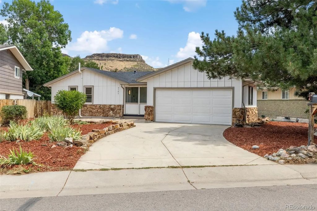 2101 Arapahoe Street, Golden