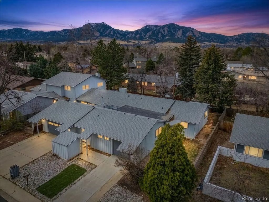 979 Roxwood Lane, Boulder