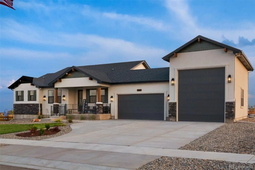 13147 Crescent Creek, Peyton