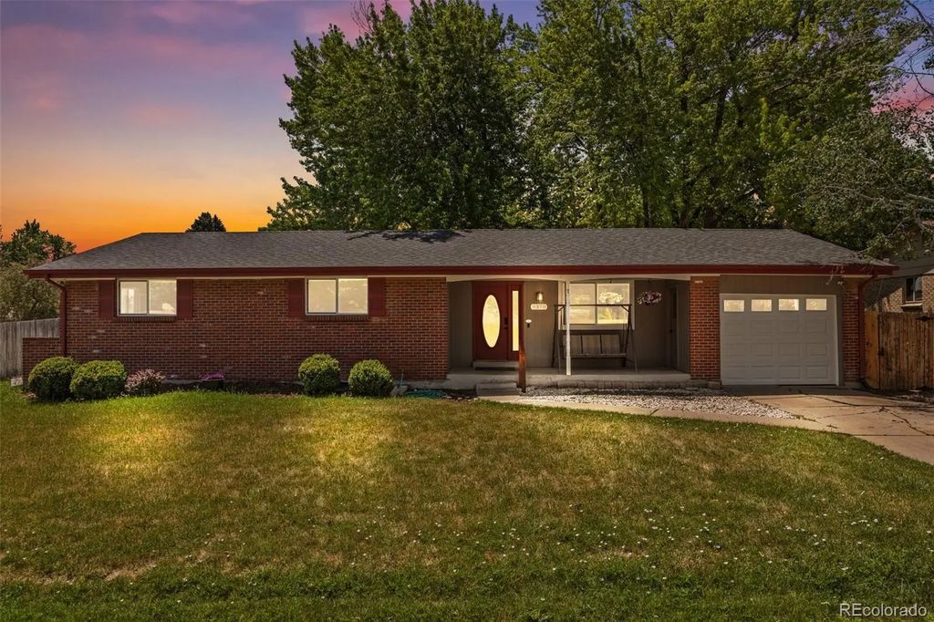 9370 W Mexico Avenue, Lakewood