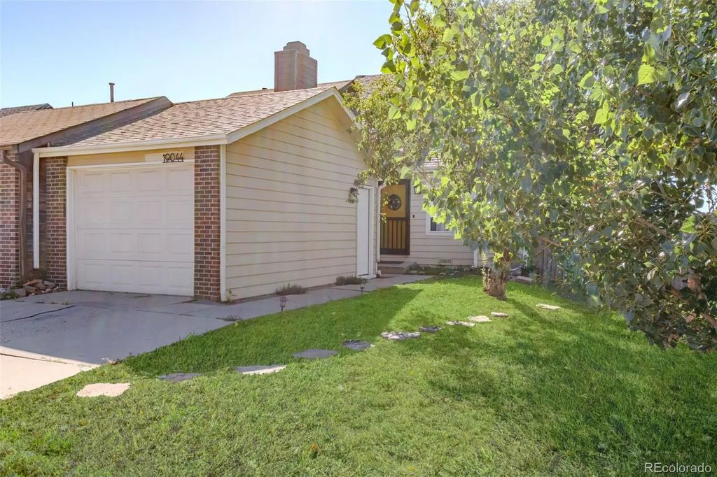 19044 E 16th Avenue, Aurora