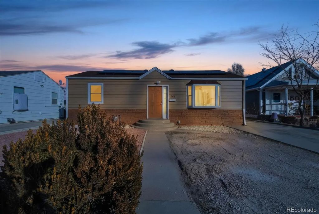 544 S 3rd Avenue, Brighton