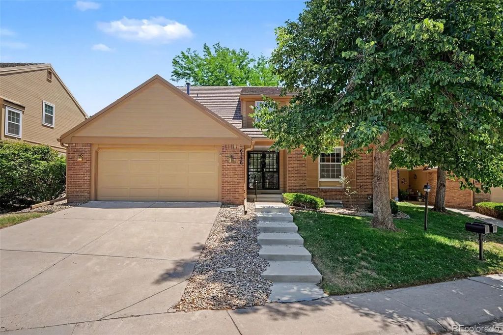 6130 E Briarwood Circle, Englewood