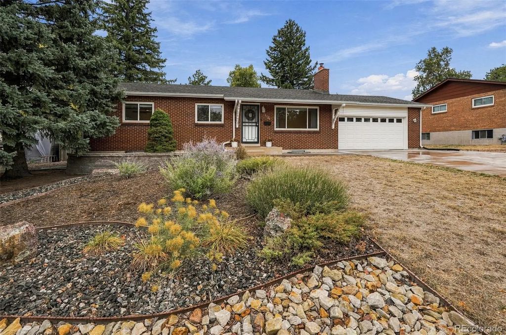 12154 W Maryland Drive, Lakewood