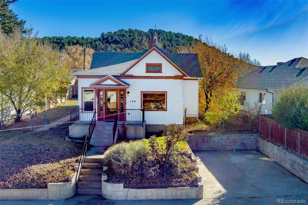 108 E 6th Street, Trinidad