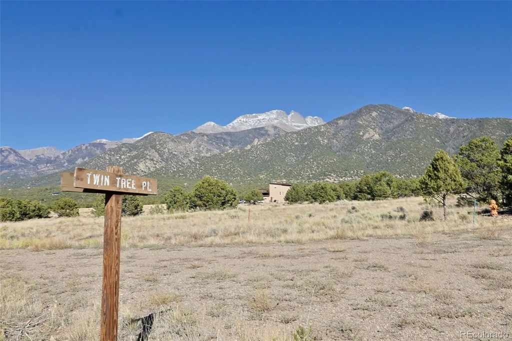 3402 Camino Del Rey, Crestone
