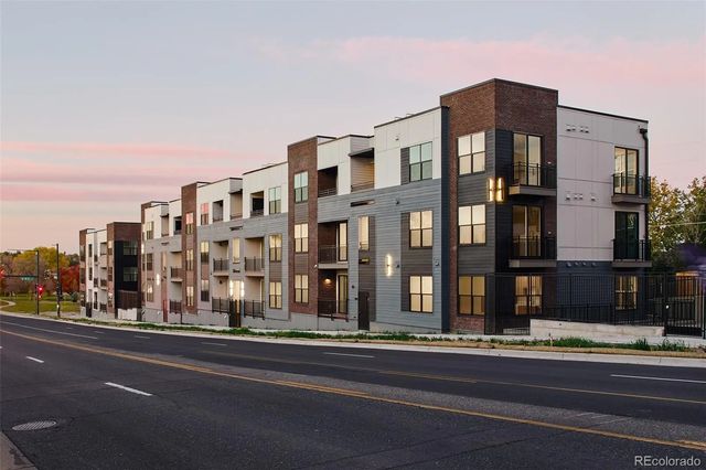 1634 N Sheridan Boulevard 204, Denver