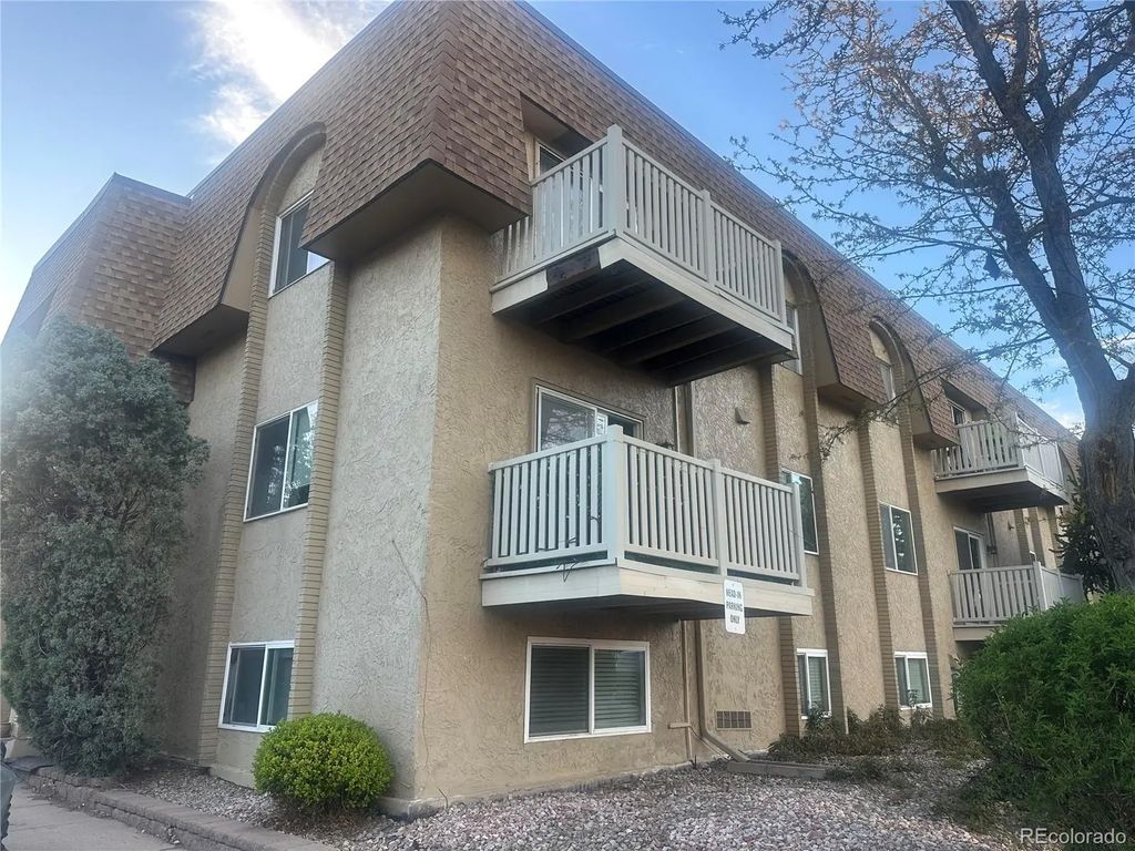 7375 E Quincy Avenue 208, Denver