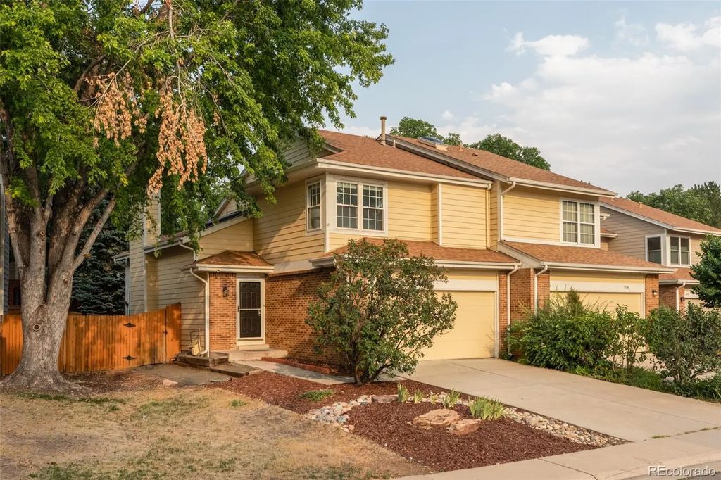 1562 S Spruce Street, Denver
