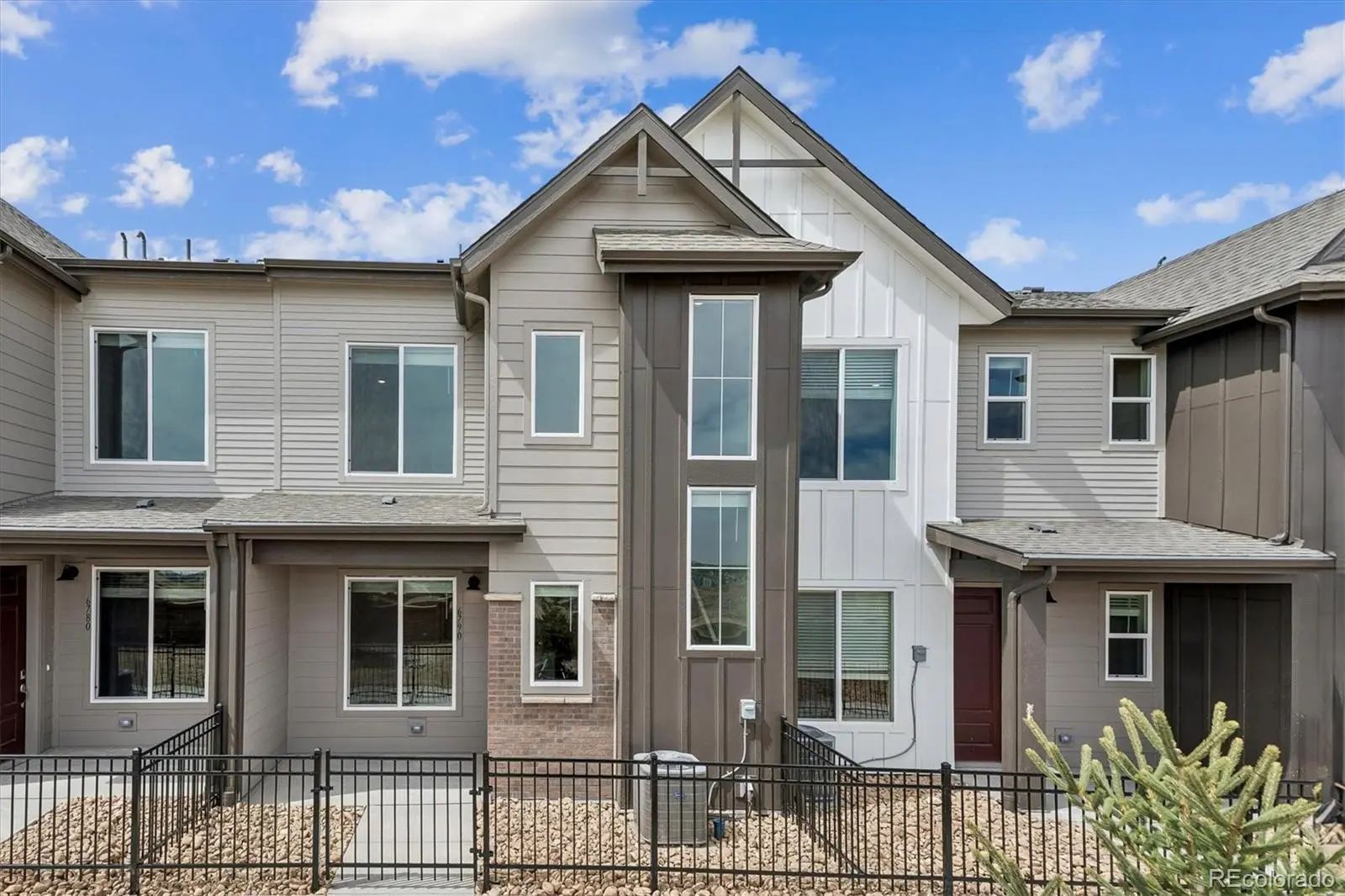 6416816, Residential, 6790 Merseyside Lane, Castle Pines, CO, The Townes at Skyline Ridge, 80108