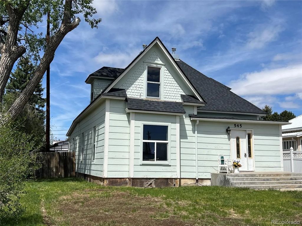 545 E Avenue, Limon